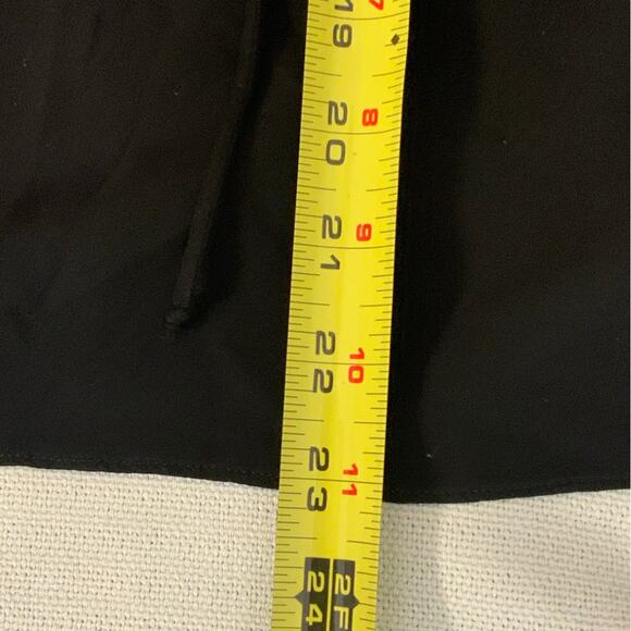 Velvet by Spencer & Graham Black Vneck blouse - Picture 5 of 5